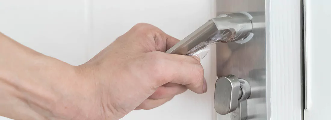 Expert Garage Door Opener Repair and Installation in Deltona, FL